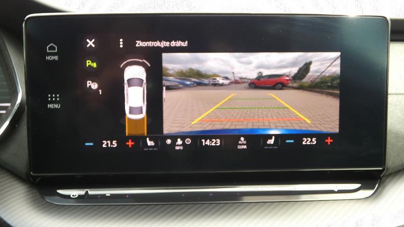 Škoda Octavia 2.0 TSI 180kW DSG RS - fotka 16 z 27