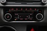 Volkswagen Caravelle 2,0 TDI 132kW Manuál Tažné Zár - náhled 21