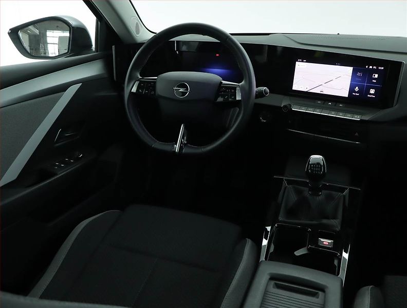 Opel Astra (2023) Edition 1.2 Turbo, Navi - fotka 7 z 16