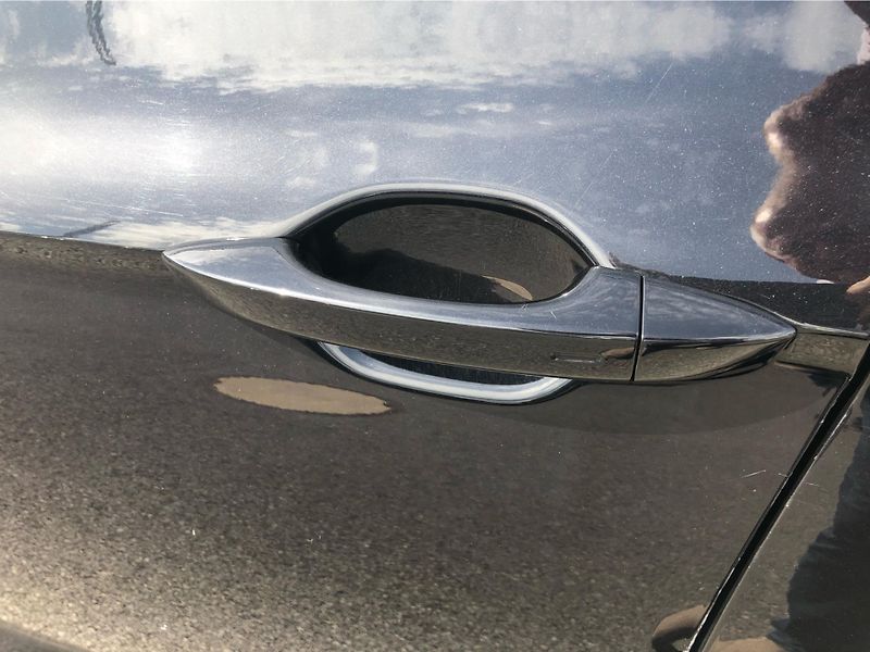 Volkswagen Passat 2.0 TDI DSG - fotka 26 z 29