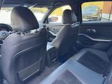 BMW Řada 3 320xD-M PRO-R19-NIGHT-PERFORMA - náhled 35