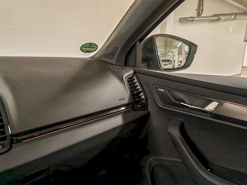 Škoda Karoq (2025) 2.0 TDI 110 kW DSG 4x4 Sportli - fotka 6 z 31
