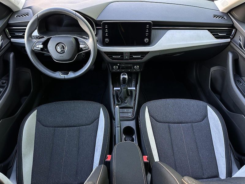 Škoda Kamiq 1.0TSi DSG 116PS TOP & Selecti - fotka 33 z 39