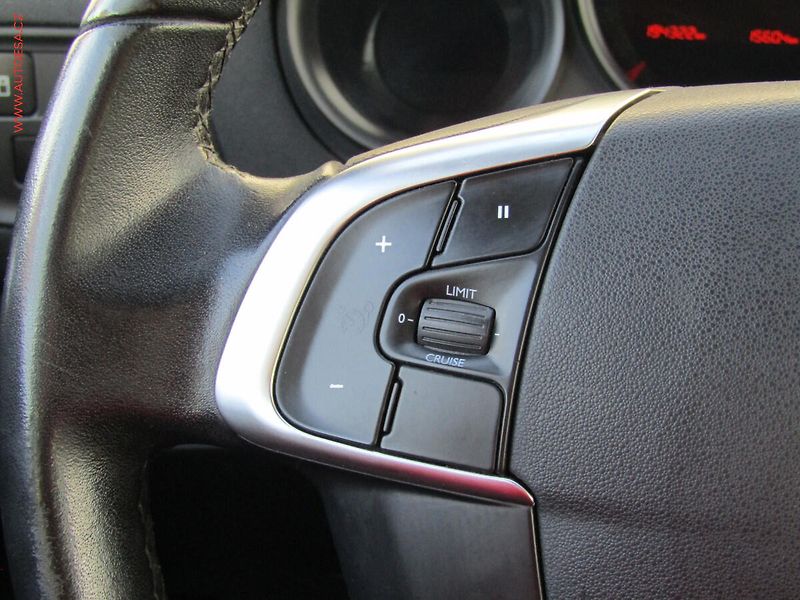Citroën C4 (2012) 1.6HDi, ČR, AC, STK5/28 - fotka 14 z 15