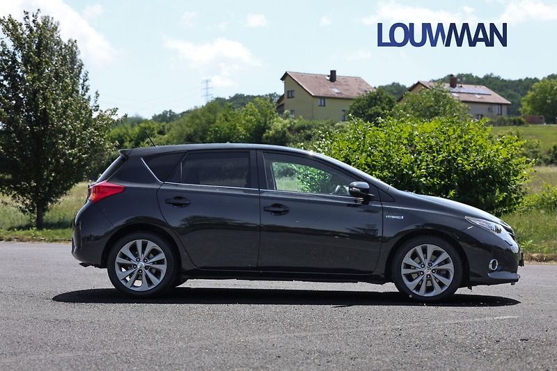 Toyota Auris AT STYLE - fotka 19 z 19