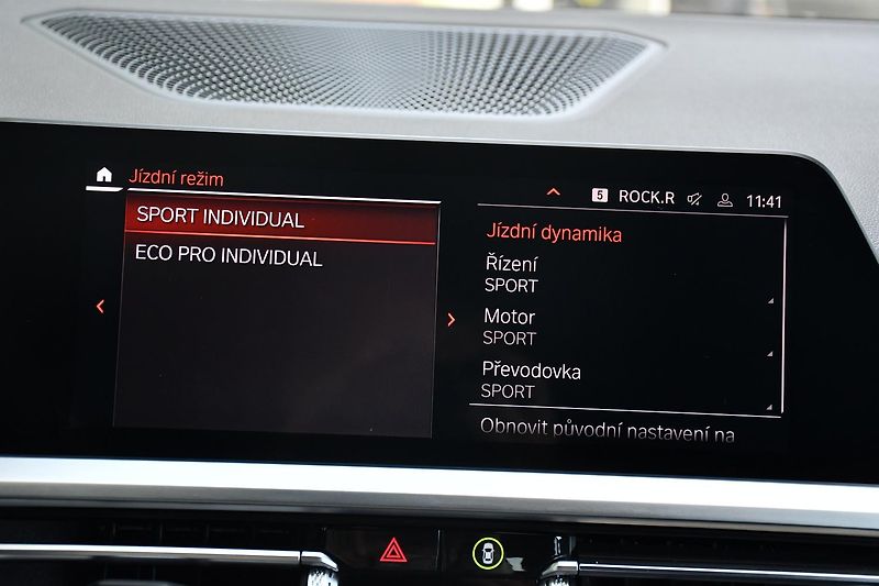 BMW Řada 4 420d xDrive M-SPORT ČR 1.MAJ - fotka 30 z 43