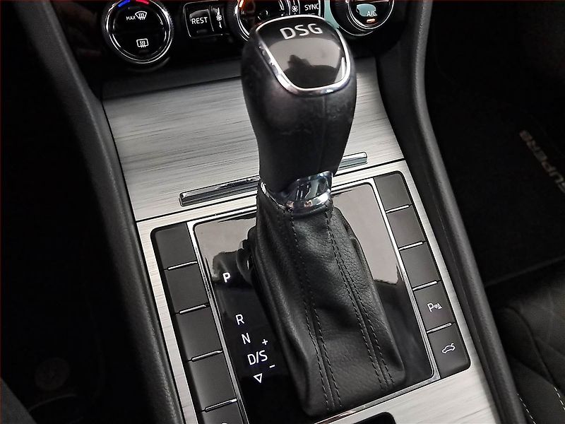 Škoda Superb (2020) Ambition 2.0 TDI, Automat - fotka 20 z 21