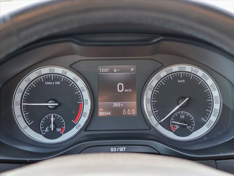 Škoda Karoq 2,0 TDI 110kW 4x4 DSG Style+ C - fotka 19 z 37