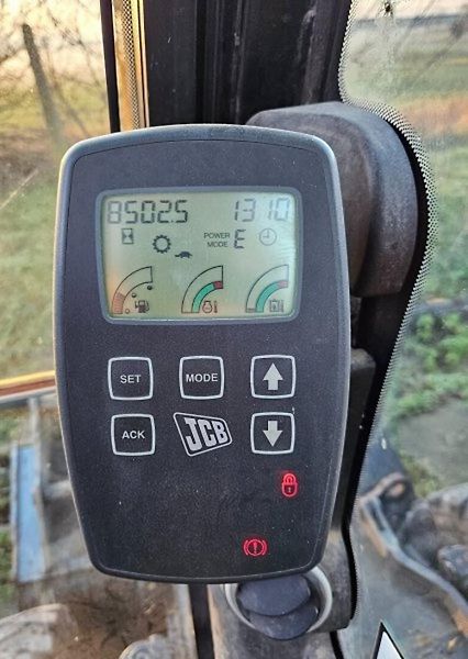 JCB (2011) 145 bagr 16t +KLADIVO a TRN - fotka 10 z 10
