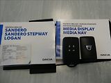 Dacia Sandero 1,0 TCe 67kW Comfort, navigace - náhled 36