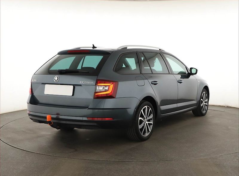 Škoda Octavia (2017) Style 2.0 TDI, Automat, Navi - fotka 5 z 18