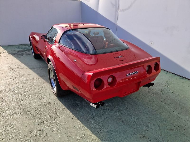 Chevrolet Corvette C3 - fotka 11 z 34