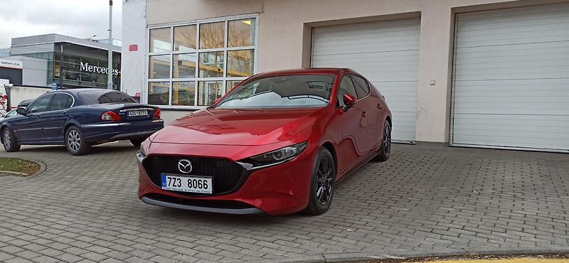 Mazda 3 (2022) Exclusive-line + BOSE - fotka 11 z 29