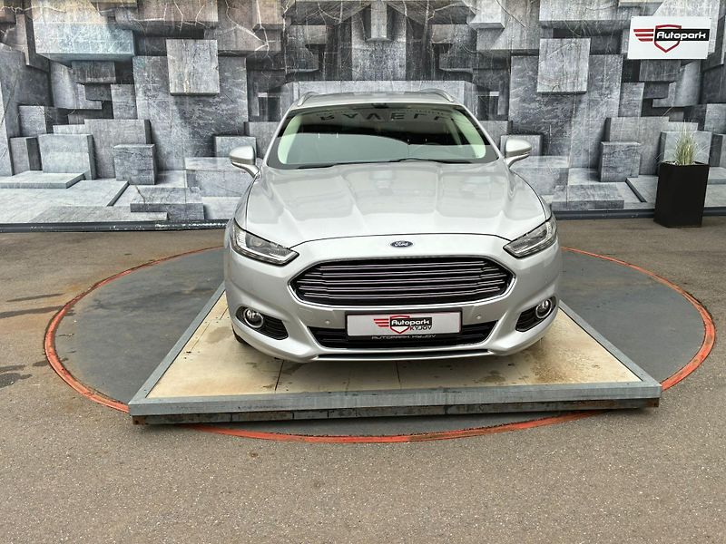 Ford Mondeo (2015) 2.0TDCi, 110KW, TITANIUM - fotka 2 z 28