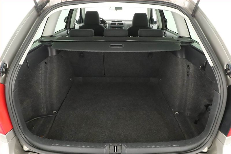 Škoda Octavia (2012) 2.0 TDI, Tempomat - fotka 12 z 13