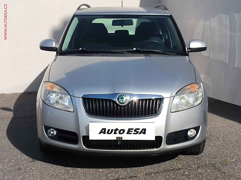 Škoda Fabia (2009) 1.2 12V, ČR, AC, ČR - fotka 2 z 14