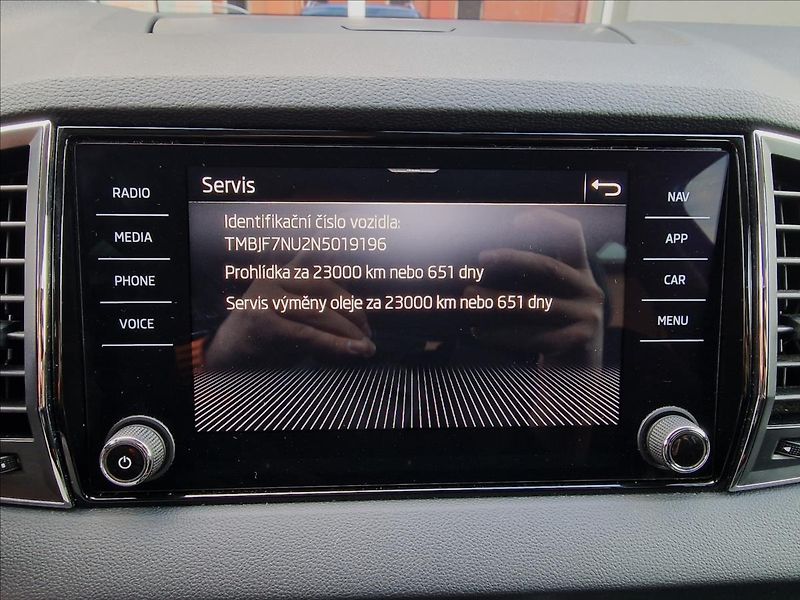 Škoda Karoq 2.0 TDI Style, ČR,1.Majitel - fotka 31 z 50