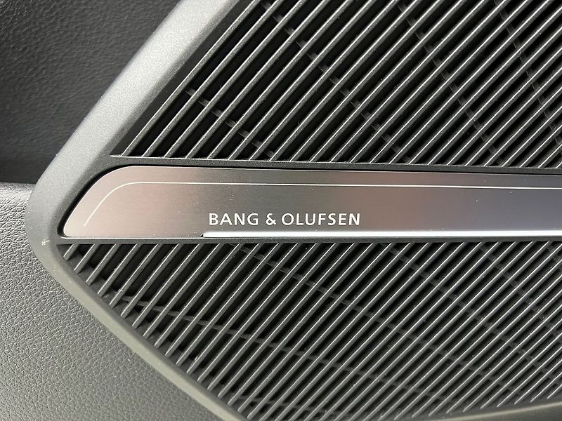 Audi SQ5 QUATTRO SPORTBACK, B&O, PANO - fotka 26 z 33