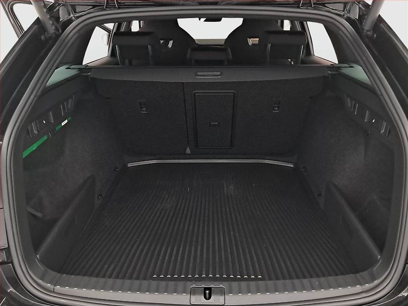 Škoda Octavia (2022) RS 2.0 TSI - fotka 14 z 25