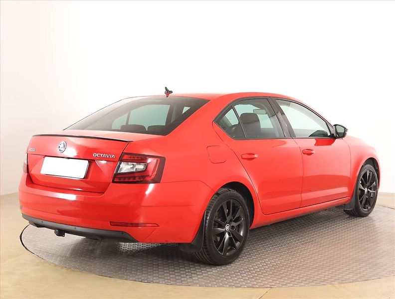 Škoda Octavia (2020) 1.5 TSI, Automat, Navi - fotka 5 z 19