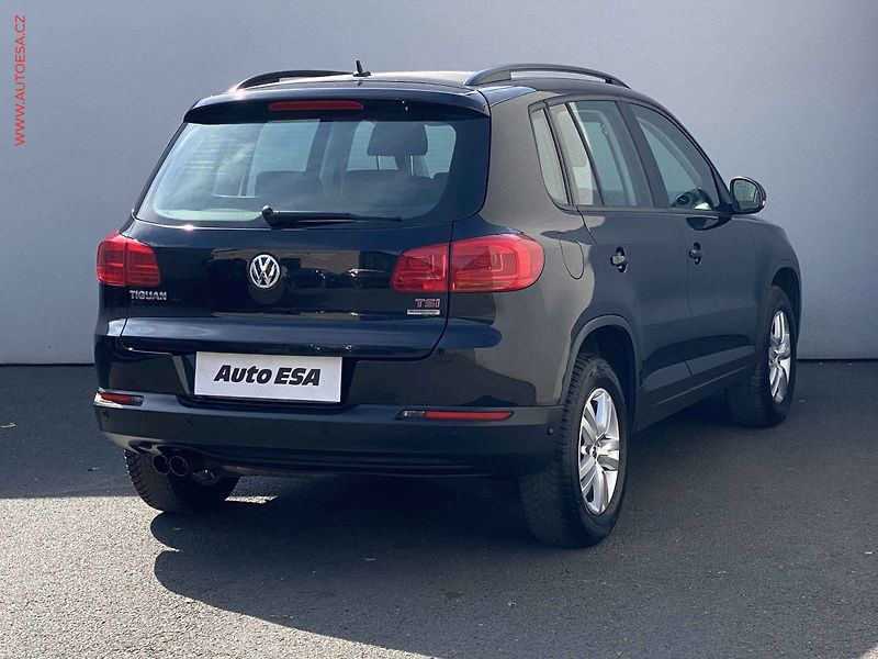Volkswagen Tiguan (2013) 1.4 TSi, Trend&Fun, park. - fotka 4 z 17