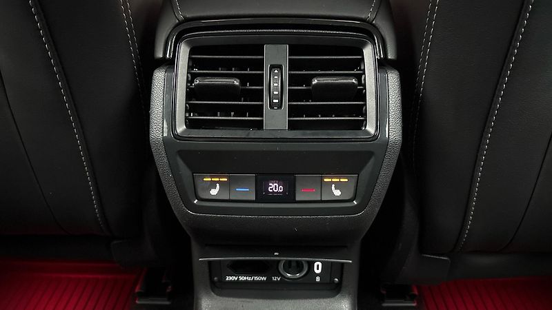 Škoda Kodiaq 2.0 TDI DSG 4x4 Sportline Excl - fotka 23 z 35