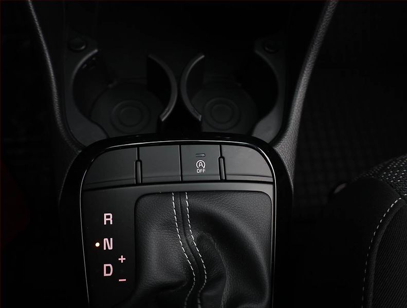 Kia Picanto (2025) 1.0 MPI, Automat, ČR,1.maj - fotka 13 z 18