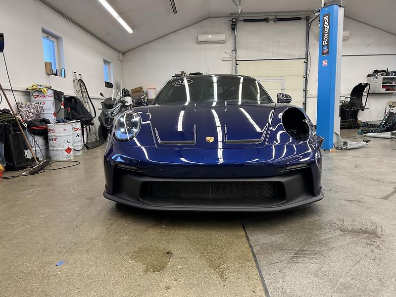 Porsche 911 992 GT3 4.0 375 kW - fotka 2 z 22