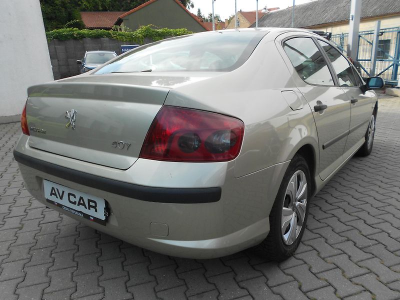 Peugeot 407 (2006) 1,8i 16v původ ČR - fotka 5 z 10