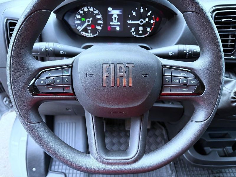 Fiat Ducato (2024) Maxi 35 2,2 MTJ 140k L4H2 Van - fotka 14 z 14