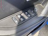 Peugeot 2008 (2021) 1.2 PT, Allure, AT, LED - náhled 13
