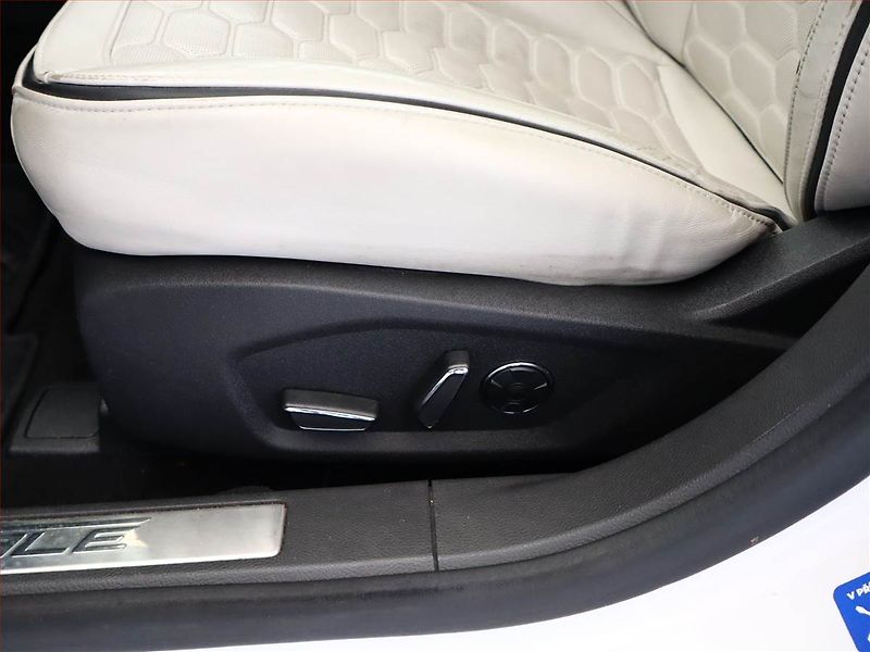 Ford Mondeo (2018) Vignale 2.0 Hybrid, Automat - fotka 18 z 18