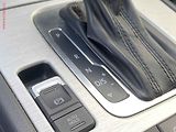 Volkswagen Touareg (2014) 3.0TDi 4x4, DSG, bixen - náhled 16