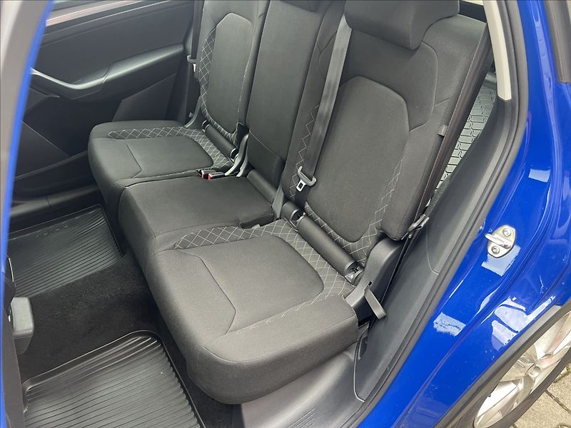 Škoda Kodiaq 1,5 TSi DSG nové v ČR záruka - fotka 12 z 35
