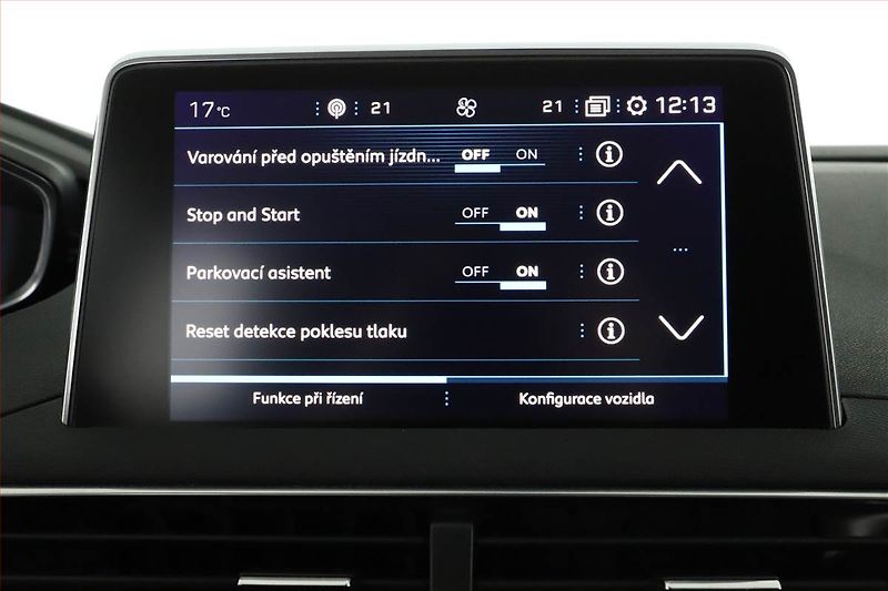 Peugeot 5008 (2018) Allure 1.6 BlueHDi, 7 míst - fotka 14 z 19
