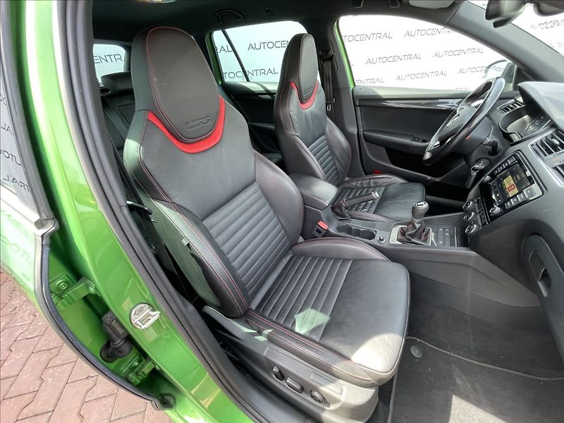 Škoda Octavia 2,0 TDI RS135kw Challenge - fotka 20 z 23