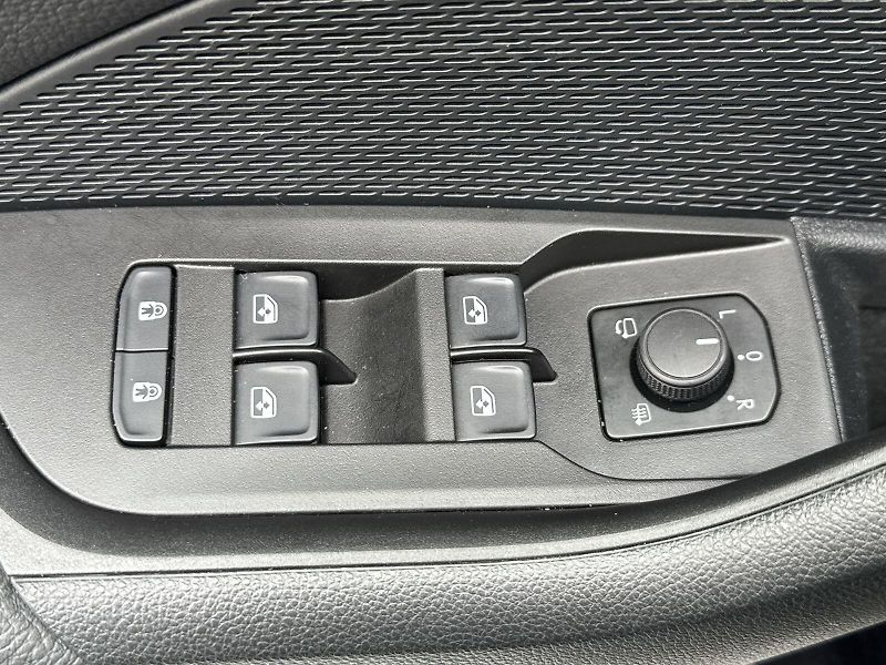 Škoda Octavia (2025) Combi 1.5 TSI DSG Sportline - fotka 11 z 35