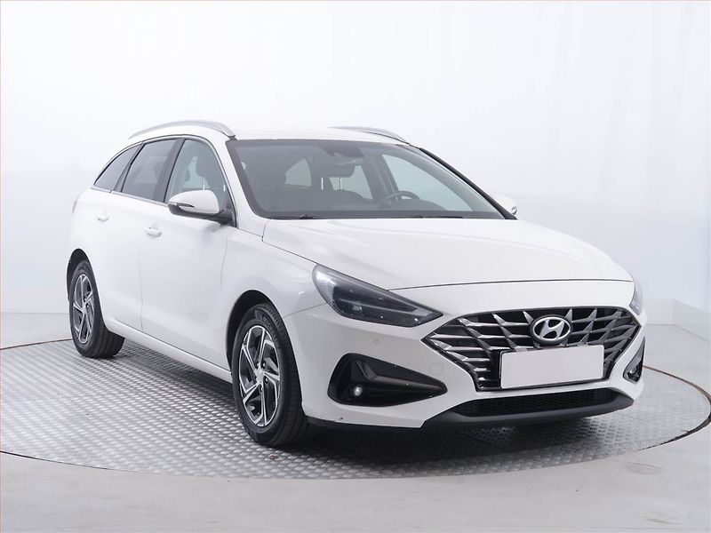 Hyundai i30 (2022) Smart 1.0 T-GDI, ČR,1.maj - fotografie inzerátu
