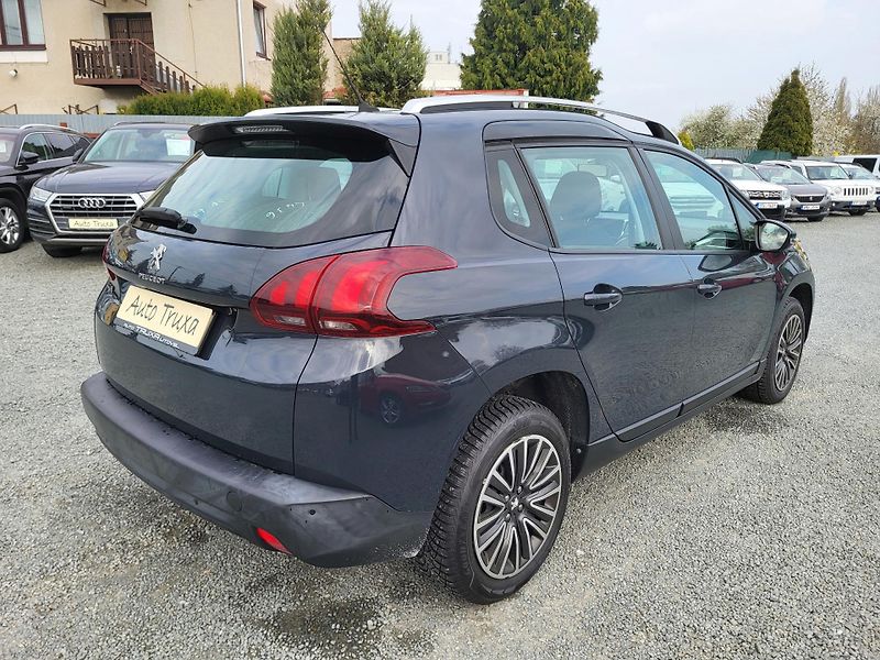 Peugeot 2008 ACTIVE 1.2 PureTech 110k S&S - fotka 4 z 39