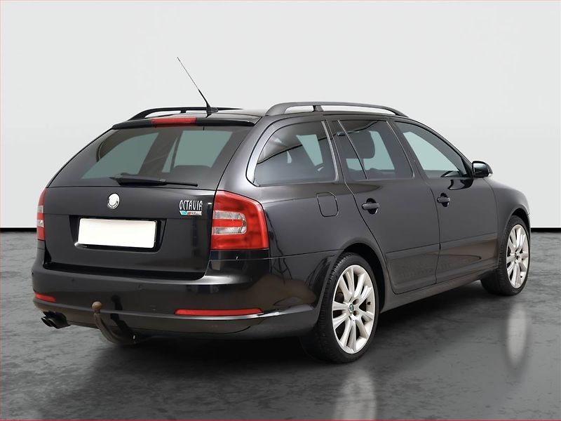 Škoda Octavia (2007) RS 2.0 TDI, Serv.kniha, Navi - fotka 5 z 18