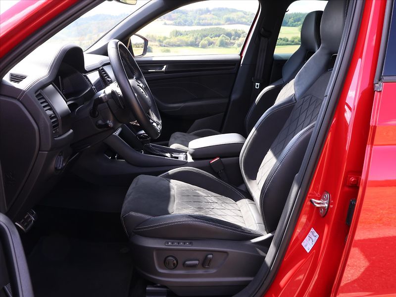 Škoda Kodiaq 1,5 TSI 110kW DSG Sportline DP - fotka 10 z 30
