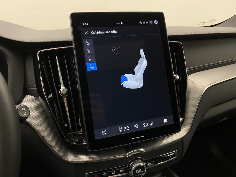 Volvo XC60 T8 AWD RECHARGE REZERVACE - fotka 64 z 65
