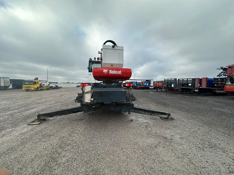 Bobcat (2023) Roto TR60.300 telehandler / 30 - fotka 13 z 15