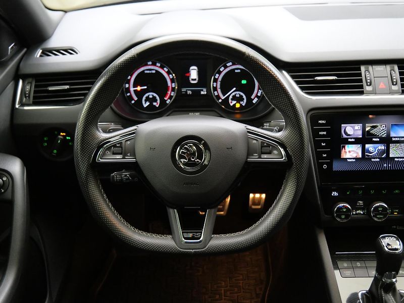 Škoda Octavia - fotka 13 z 25