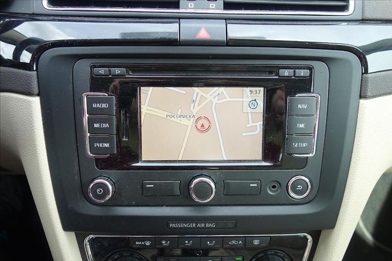 Škoda Superb 2,0 TDi 125KW, ČR, L&K, 4x4. - fotka 26 z 38