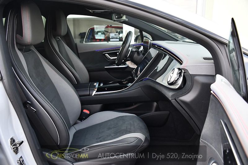 Mercedes-Benz EQE 43 AMG  - fotka 16 z 60
