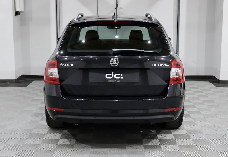 Škoda Octavia 3 FL Combi 1.4 TSI 110 kW - fotka 7 z 37