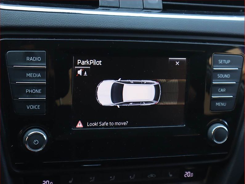 Škoda Octavia (2015) 2.0 TDI, Automat, Serv.kniha - fotka 20 z 20
