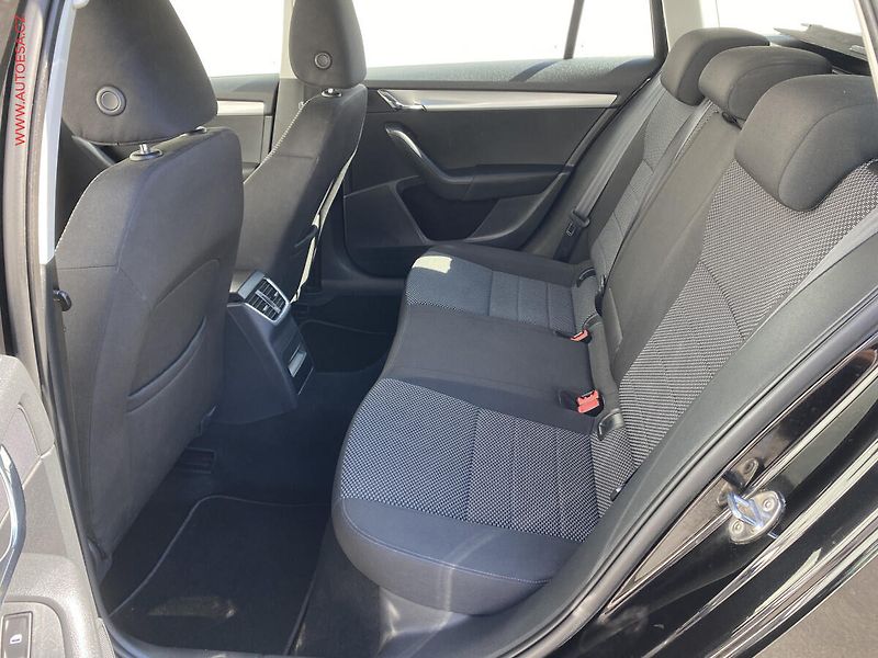 Škoda Octavia (2014) 2.0 TDi, Ambition - fotka 10 z 18
