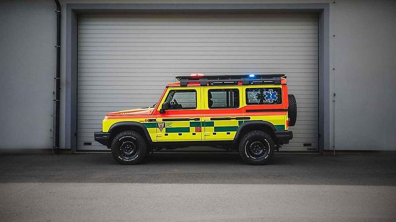 Foto: Dajbych 4x4/Ivo Trzaskalik Praha – Nový vůz pražských záchranářů – Ineos Grenadier v úpravě Ambulance.